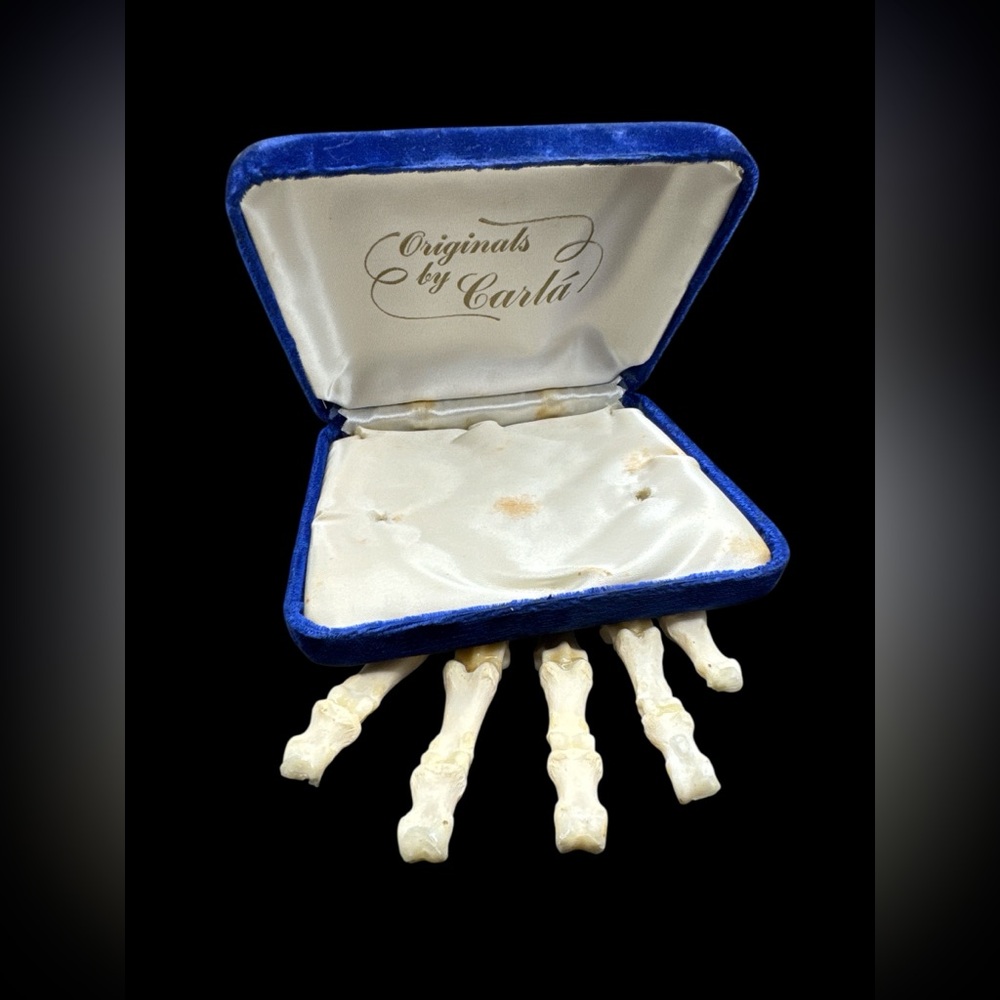Vintage Art Deco Originals By Carla Blue Velvet Jewelry Box